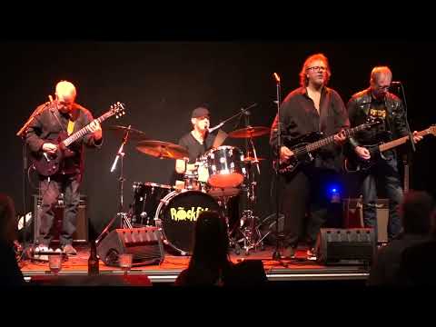 Billy Bremner´s Rockfiles - Half A Boy And Haft A Man