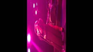 Dawn Richard Performing "Bulletproof" Live at The Roxy