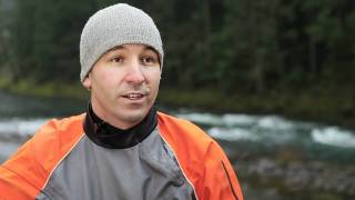 Travel Oregon Magazine: Clackamas River Kayaking