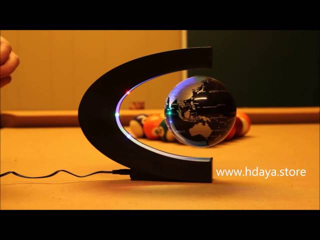 نموذج صاروخ ومركبة فضائيه مغناطيسي