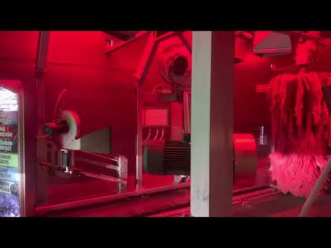 Le Dude Grah & jseidl: Holz-Express Conveyor Carwash "Waschpark Deggendorf"