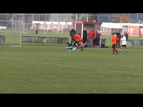 17 nov 2012 Maarssen E6 - VV De Meern E5 0-10 Redding Jens