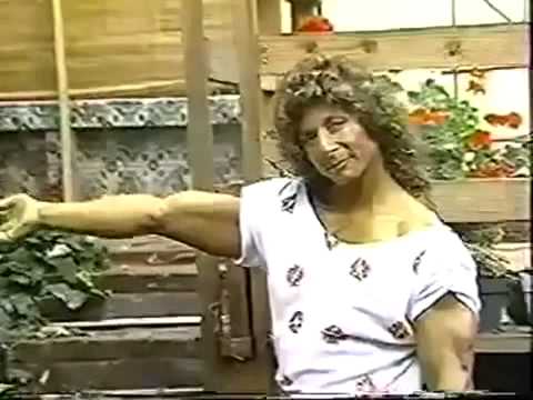 Bodybuilding magazine   Muscle beauties female bodybuilders  35   New workouts for women  bodybuildi