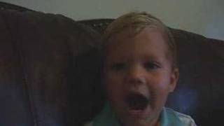 Matthew sings &quot;I Wonder if I&#39;m Growing&quot;