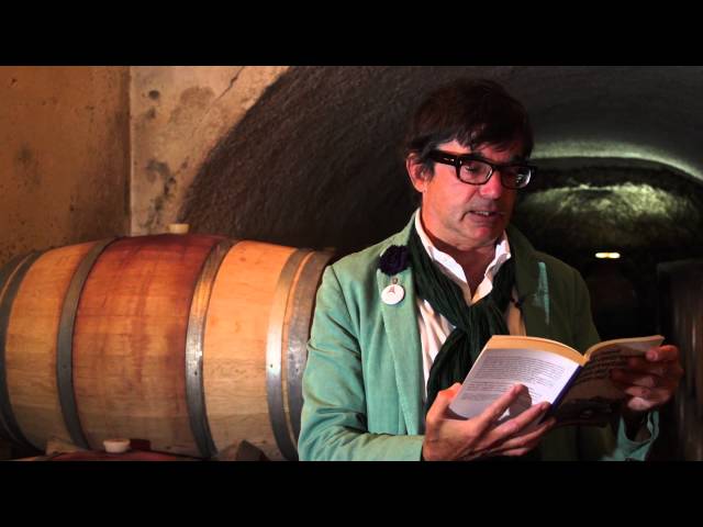 Vídeo relacionado con Storia controversa dell'inarrestabile fortuna del vino Aglianico nel mondo (Tascabili Maxi. Narrativa)