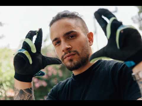 iLLEEOo ta Lega ακυκλοφόρητο (full audio)