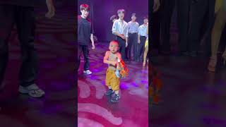 Download lagu This is so cute! #bengbeng #dance #funny #cute #happy mp3