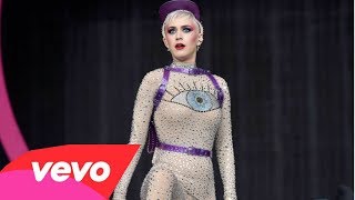 Katy Perry - Chained To The Rythm - Live At Glastonbury Festival 2017