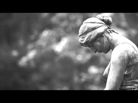 Sanjuro ft. Snowblood - Εδώ τα τραγούδια πάντα είναι θλιμμένα