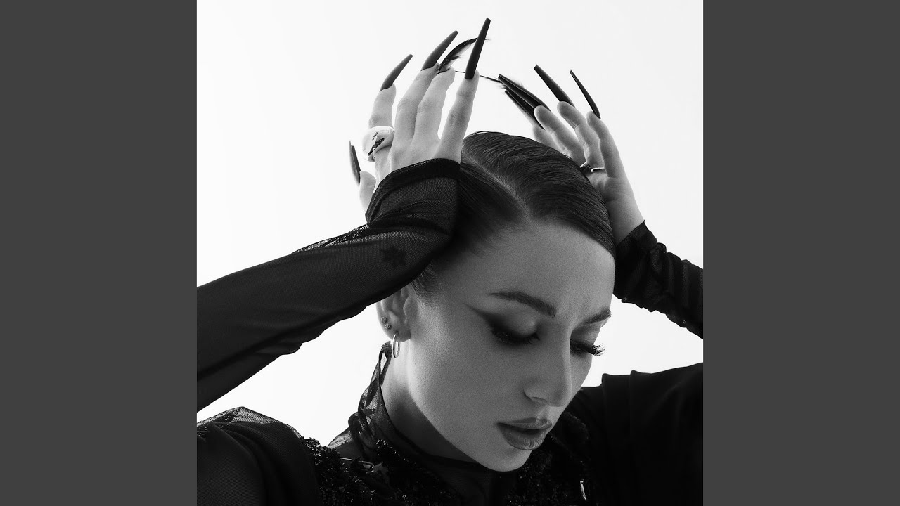 Михаела Маринова - Under Pressure