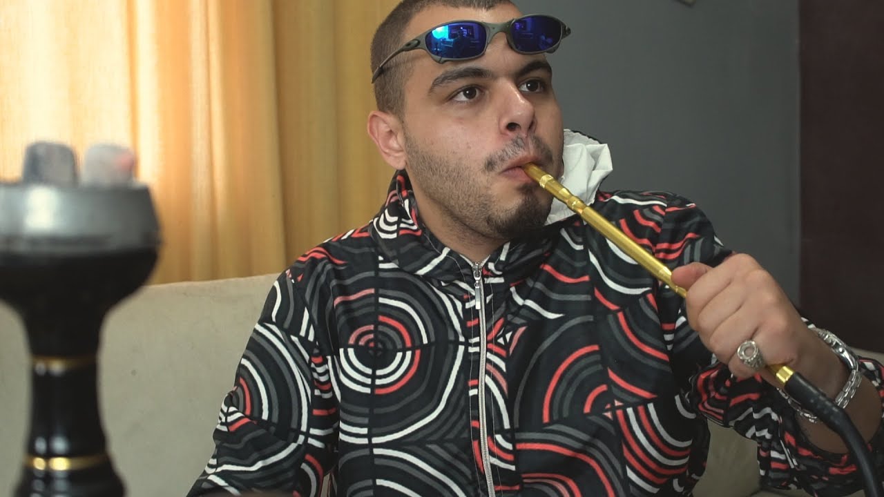 ELIAS, O NARGUILEIRO