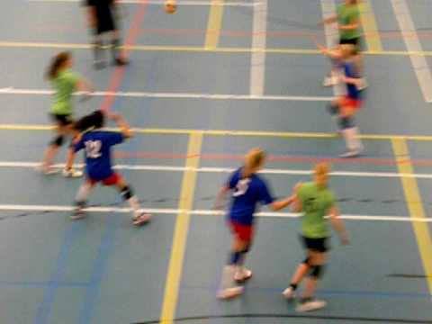 Handbal V&S B meiden
