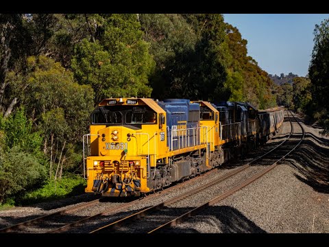 XR551, XR552 and XR555 on the charge up the 2% grade up Warrenheip Bank with 9154- 7/11/23