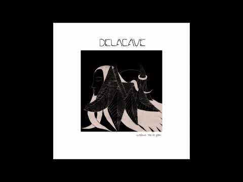 DELACAVE - THE COURTYARD