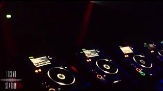 Hernan Cattaneo Playing Guy Mantzur & Dave Seaman - k9 (Solee Remix) @ Ministry of Sound