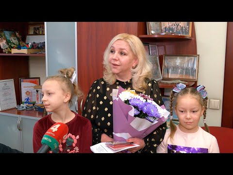 Орден Матери вручили Людмиле Синюковой видео