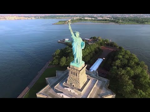 Airborne 10.03.17: FAA Drone Restrictions, AF1 Nixes Refueling, Elon Musk