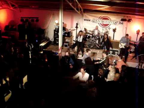 Enicé Mokamba & Dansability Belgian coverband - Ce Ce Peniston Finally cover 2013