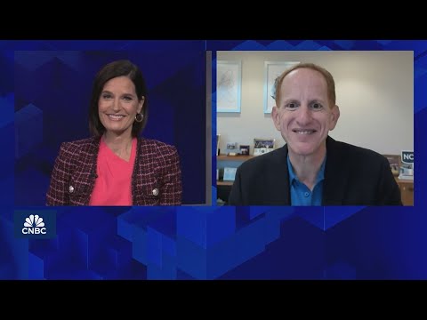 Norwegian shares sink despite record quarter