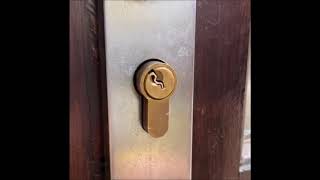 How to remove a broken key from a lock