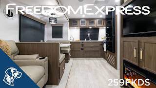 Coachmen | Freedom Express Ultra Lite | 2027 259FKDS | Front Kitchen, King Bed, Two Slides