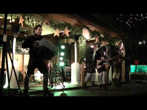 Volxrock , 31.12.2010 in Brixen / Domplatz ( 2 Songs )