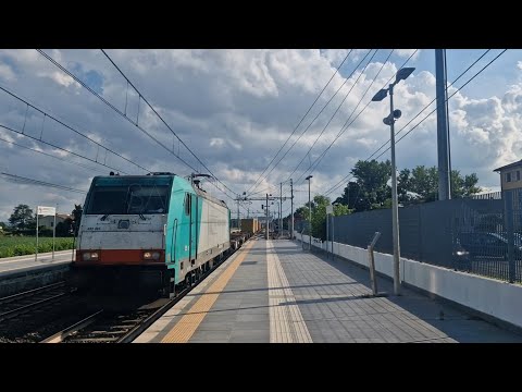 TC 84942 La Spezia Marittima - Padova Interporto (incrocio con ETR1000)