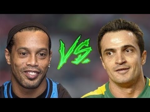 ⚽️ Ronaldinho Vs Falcao ● Crazy Futsal Skills ◄