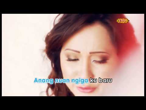 Pedis  -  Melissa Francis (MTV)