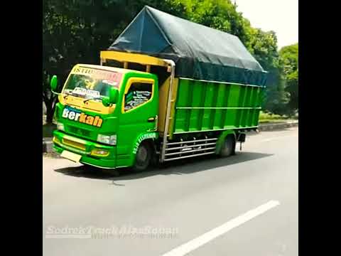 Truk Oleng Parah Hampir Guling!!