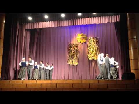 "Tie ziediņi piebiruši"