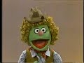 Sesame Street Clementine S What S Forgetful Riding Game