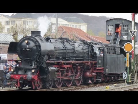 BR 01.10 Öl, BR 012, Pacific 3 cyl., Einfahrt mit Pfiff, mit Warneklingel für Ein-und Ausfahrt