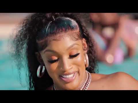 Baddie Slide - Tinkaabellaaa (shot by @houseofartgrfx)