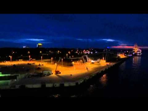 Afscheid MS Eurodam uit Warnemunde