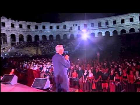 Oliver Dragojević - Cesarica (Live)