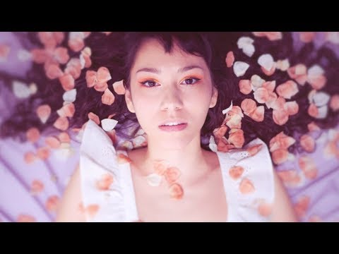 In the Kitchen - Mree (Official Music Video)