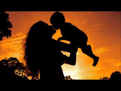 Eva                                  Dino D'Santiago