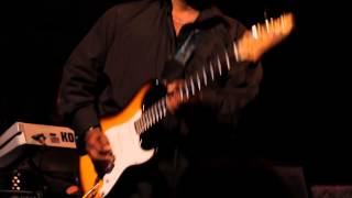 Jody Watley Featuring Levi Seacer "Love Hangover" (Makeover LIVE)