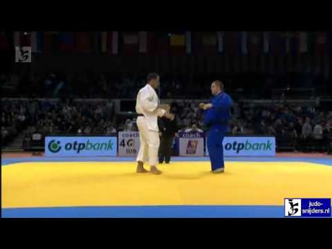 Judo 2013 Grand Prix Dusseldorf: Moura (BRA) - Nazhmudinov (RUS) [+100kg]