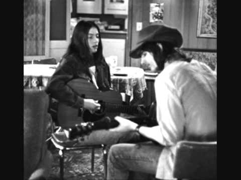 Gram Parsons - How Did You Meet Emmylou Harris (Interview)