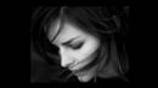 Sazlıklardan Havalanan ( Konuşamıyorum ) İlhan İrem