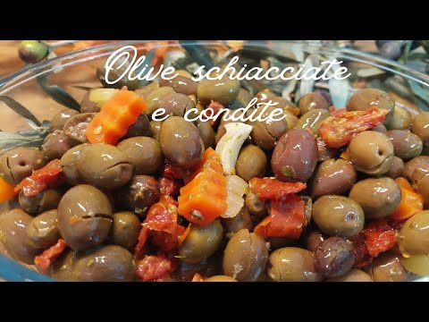 Alivi scacciate e cunzate 🫒Olive schiacciate e condite 🫒 alla Siciliana ✨️ sapore di TRADIZIONE ✨️