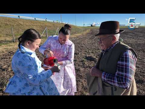 Ručno sejanje žita - setva na starinski način sorte Bankut