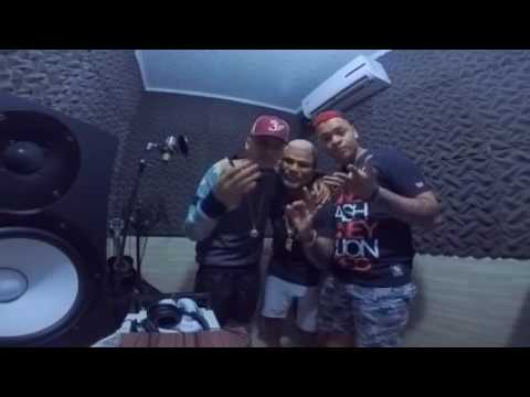 MC WM, LOUCO DE REFRI E OS CRETINOS (MEDLEY pesada)