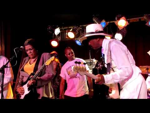 Larry Graham & Felicia Collins, BB King Blues Club, NYC 6-16-10