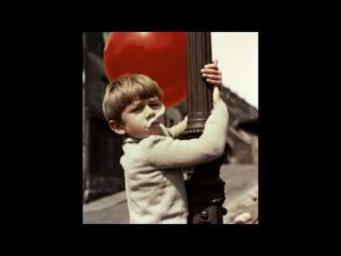 Τρύπες  - Ακούω Την Αγάπη