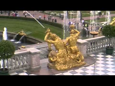 PETERHOF - ST PETERSBURG