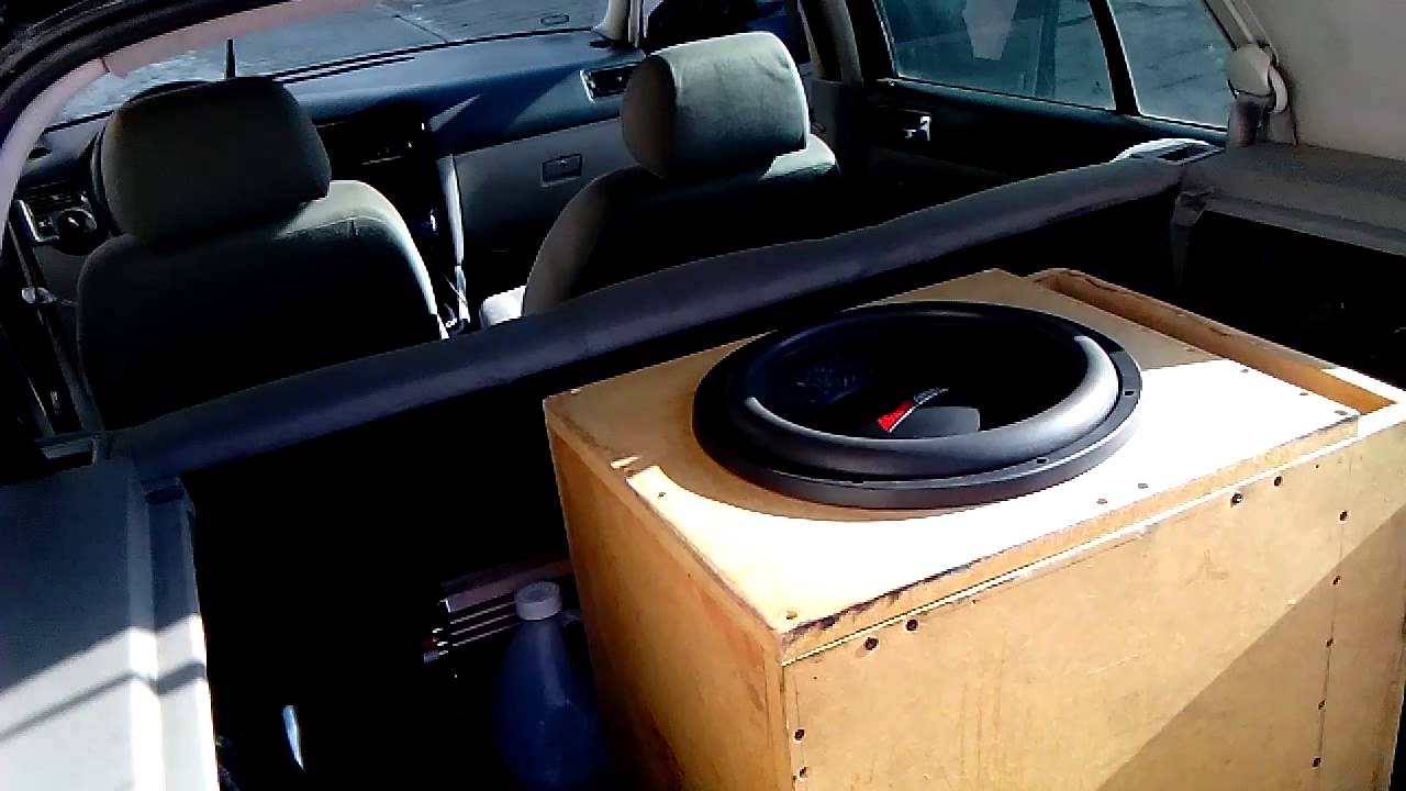 Prueba al Subwoofer Rock series 12 700 RMS