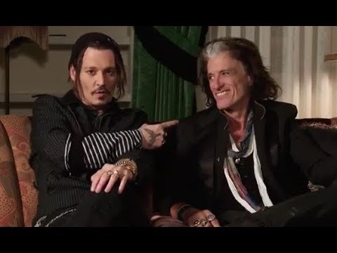 Johnny Depp and Joe Perry invite fans to the Hollywood Vampires concert in St. Petersburg